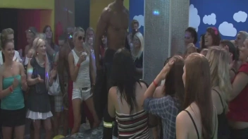 Party Hardcore Vol. 55 Part 1 - Cam 3 Screencap 2 on sinx.preview.netperv.com