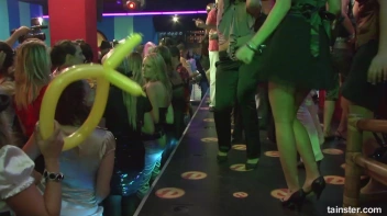 Bikini Beach Balls Part 1 - Cam 3 Screencap 24 on sinx.preview.netperv.com