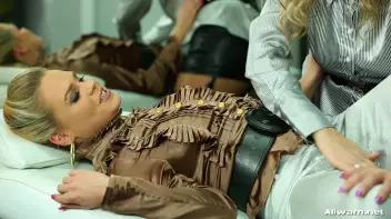 Gina's Gel Treatment Screencap 18 on sinx.preview.netperv.com