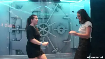 Soaking Wet Sexy Dancing  Screencap 16 on sinx.preview.netperv.com