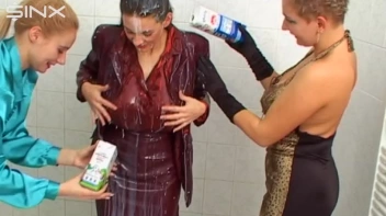 Milky Wet And Messy Fun For Three Babes Screencap 4 on sinx.preview.netperv.com