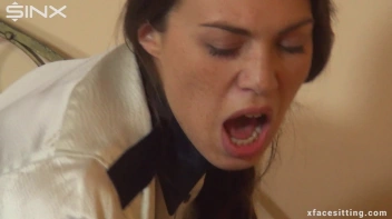 Rubbing Her Pussy In It Screencap 46 on sinx.preview.netperv.com