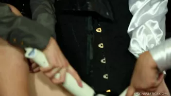 Taking It For The Triple Team Screencap 2 on sinx.preview.netperv.com