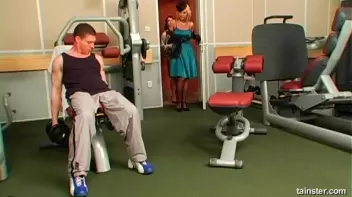 Pussy Workout Screencap 2 on sinx.preview.netperv.com