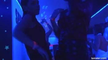 Spring Break Blow-Out Part 2 - Cam 4 Screencap 68 on sinx.preview.netperv.com