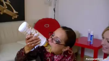 Dirty Dessert Babes Screencap 48 on sinx.preview.netperv.com