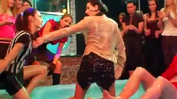 Kia Winston vs. Anita Queen Screencap 20 on sinx.preview.netperv.com