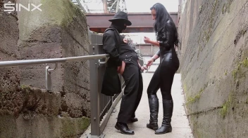 CBT und Nippelspiele im Freien Screencap 20 on sinx.preview.netperv.com