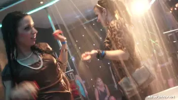 Real Deal Shower Party! Screencap 91 on sinx.preview.netperv.com