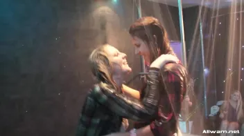 Real Deal Shower Party! Screencap 33 on sinx.preview.netperv.com