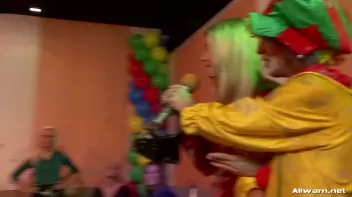 All Out Brawl Screencap 3 on sinx.preview.netperv.com