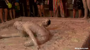 All Out Brawl Screencap 34 on sinx.preview.netperv.com