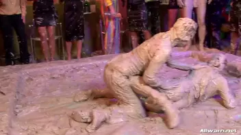 All Out Brawl Screencap 35 on sinx.preview.netperv.com