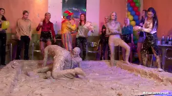 All Out Brawl Screencap 57 on sinx.preview.netperv.com