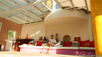 An Angel Appears Overhead Screencap 3 on sinx.preview.netperv.com