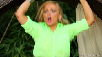 An Angel Appears Overhead Screencap 48 on sinx.preview.netperv.com