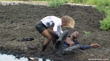 Muddy Mixed Wrestling For Arguing Couple - Cam 2 Screencap 28 on sinx.preview.netperv.com