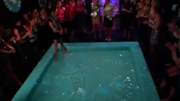 Kia Winston vs. Anita Queen Screencap 5 on sinx.preview.netperv.com