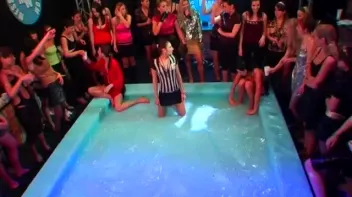 Kia Winston vs. Anita Queen Screencap 59 on sinx.preview.netperv.com