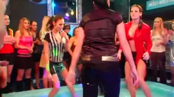 Kia Winston vs. Anita Queen Screencap 70 on sinx.preview.netperv.com