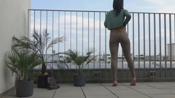 Voll in meine Hose gepisst Screencap 4 on sinx.preview.netperv.com