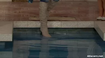 Captive Wetlook Fun Screencap 22 on sinx.preview.netperv.com