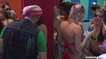 Bikini Beach Balls Part 3 - Cam 3 Screencap 78 on sinx.preview.netperv.com