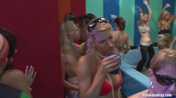 Bikini Beach Balls Part 3 - Cam 3 Screencap 79 on sinx.preview.netperv.com