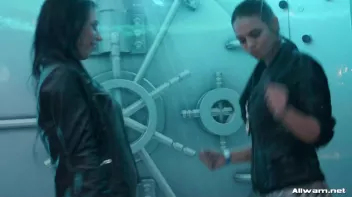 Wetlook Dancing Queens On Screen! Screencap 5 on sinx.preview.netperv.com