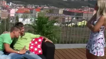 Hot Bi Fun In The Summertime Screencap 6 on sinx.preview.netperv.com