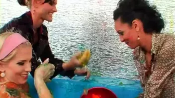 Fully Clothed Jell-O Nastiness Screencap 112 on sinx.preview.netperv.com