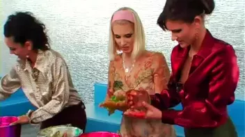 Fully Clothed Jell-O Nastiness Screencap 23 on sinx.preview.netperv.com