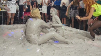 Messy Wrestling: Blonde vs. Redhead Free For All! Which One Will Settle The Slop Score Once & For All!? Screencap 14 on sinx.preview.netperv.com