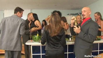 Melon Ballers Part 1 Screencap 4 on sinx.preview.netperv.com