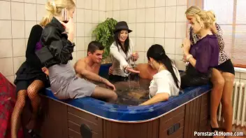 Jacuzzi Floozies Part 1 Screencap 10 on sinx.preview.netperv.com