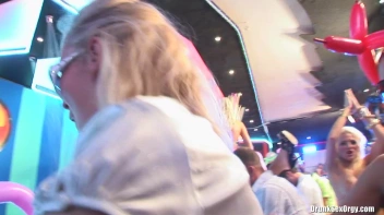 Bikini Beach Balls Part 2 - Cam 4 Screencap 86 on sinx.preview.netperv.com