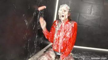 Join the white mess game Screencap 119 on sinx.preview.netperv.com