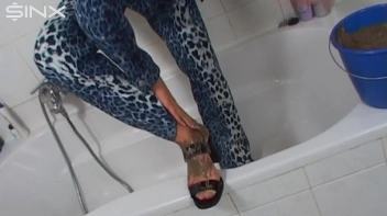 Mud Covered Hottie Rinses Off In Shower Screencap 1 on sinx.preview.netperv.com