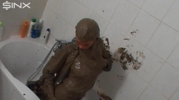 Mud Covered Hottie Rinses Off In Shower Screencap 22 on sinx.preview.netperv.com