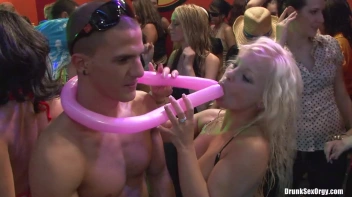 Bikini Beach Balls Part 4 - Main Edit Screencap 14 on sinx.preview.netperv.com