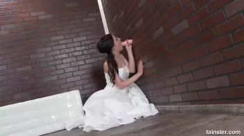 Tereza Bizarre the wedding cum slut Screencap 5 on sinx.preview.netperv.com