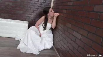 Tereza Bizarre the wedding cum slut Screencap 6 on sinx.preview.netperv.com