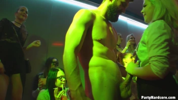 Party Hardcore Gone Crazy Vol. 38 Part 5 - Cam 4 Screencap 37 on sinx.preview.netperv.com