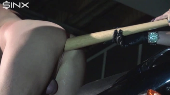 Anal gefickt auf einem Motorrad Screencap 12 on sinx.preview.netperv.com