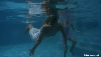 You Dropped My Purse In The Pool, Bitch! Screencap 60 on sinx.preview.netperv.com