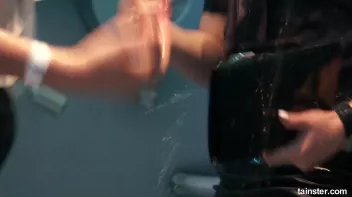 Wet and crazy amateur girls Screencap 18 on sinx.preview.netperv.com