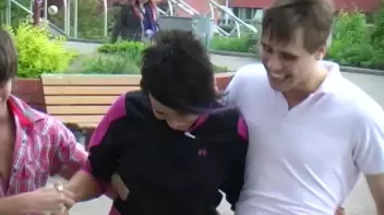 Rollerblading Bi Style Screencap 2 on sinx.preview.netperv.com