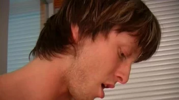 Rollerblading Bi Style Screencap 21 on sinx.preview.netperv.com