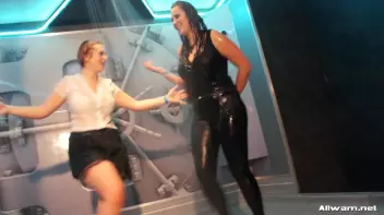 Dream Showers Screencap 58 on sinx.preview.netperv.com