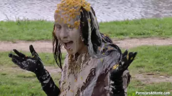 Eurobabes Know How To Have A Picnic Screencap 69 on sinx.preview.netperv.com